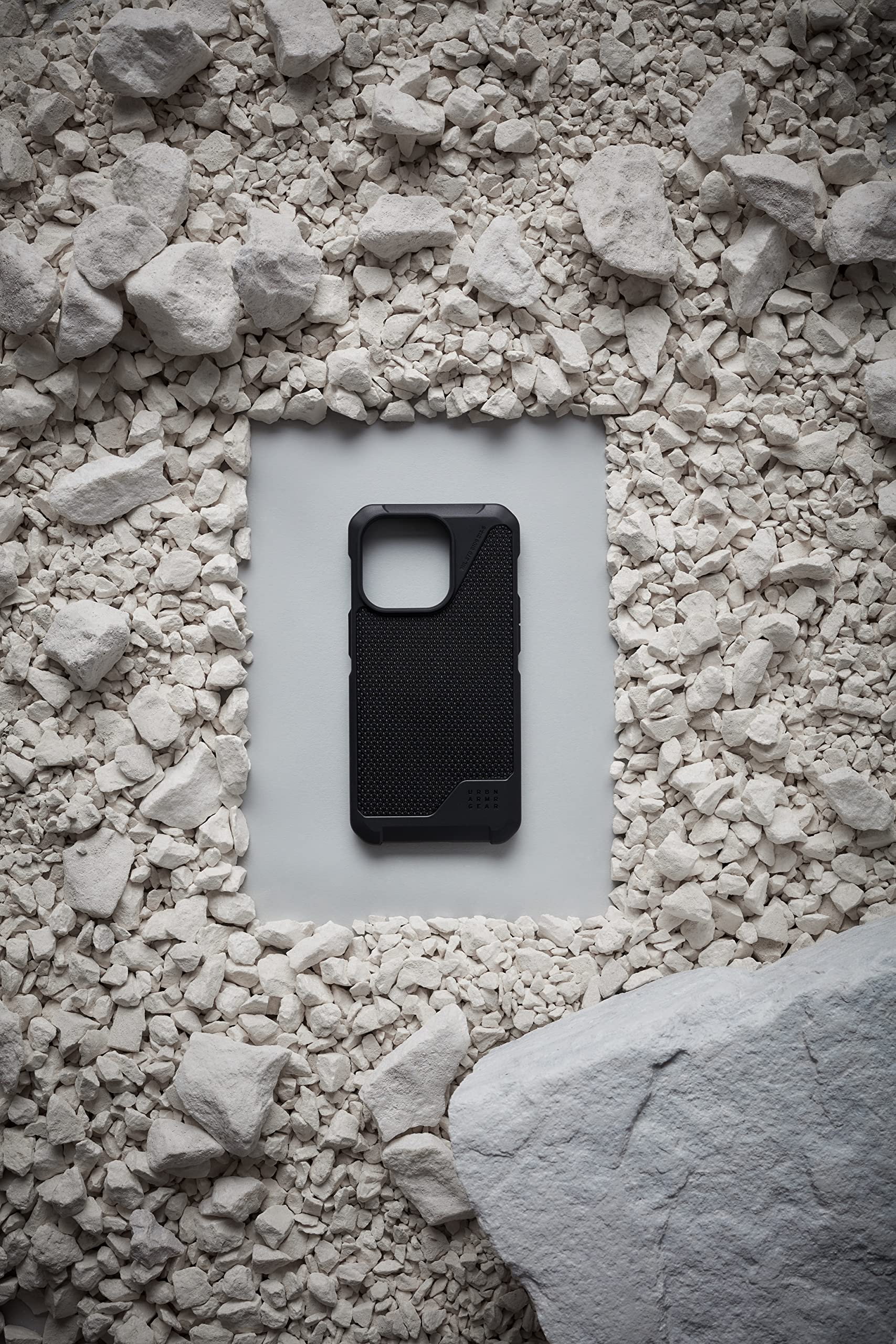 URBAN ARMOR GEAR UAG Designed for iPhone 14 Pro Case Kevlar Black 6.1" Metropolis LT Built-in Magnet Compatible with MagSafe Charging Featherlight Heavy Duty Shockproof Slim Rugged Protective Cover - Image 5