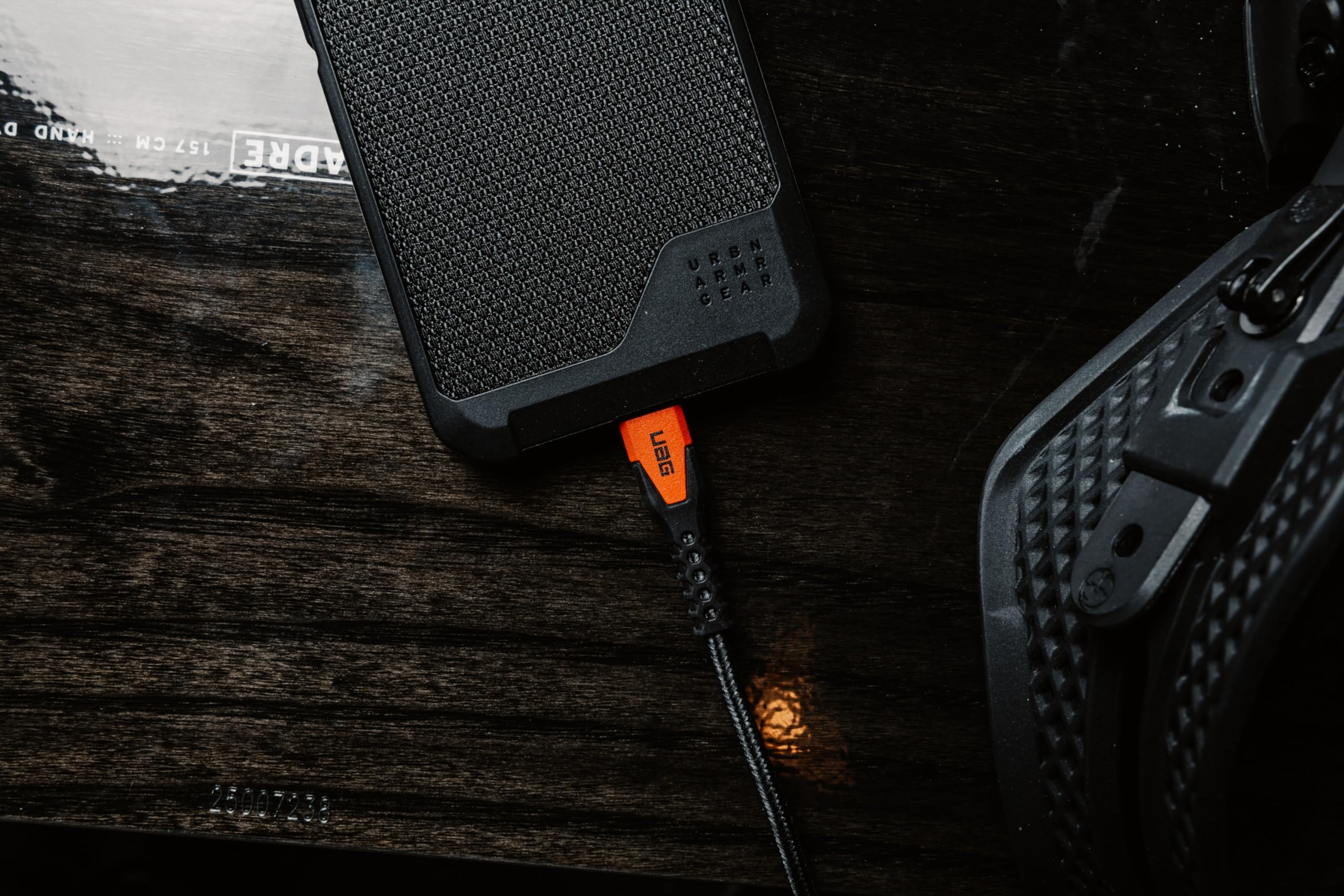 URBAN ARMOR GEAR UAG Rugged Kevlar Core USB-C to Lightning Cable 5ft/1.5m 30W MFi Certified Reinforced Fast iPhone Charger for iPhone 14 Pro Max, iPhone 13 and Earlier Black/Orange - Image 8